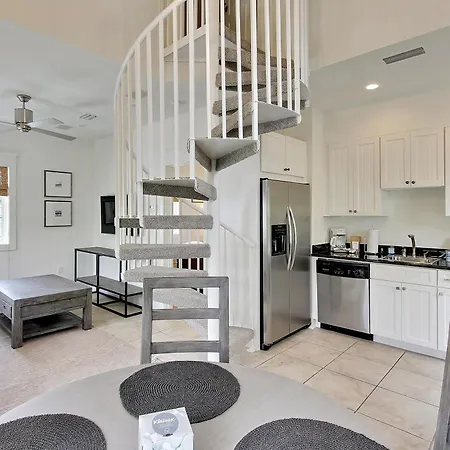 Southern Serenity Carriage House